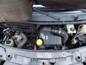 Opel Vivaro 2.5 CDTI 107 KW L2H1 6 MÍST - 19