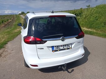 Zafira 7 míst - 19
