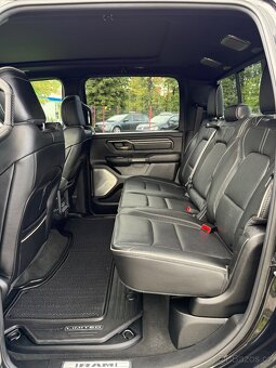 DODGE RAM LIMITED — 5.7 V8 HEMI Etorque — 2021– TOP STAV— - 19