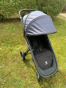 Sportovní kočárek Kočárek PETITE&MARS Street Basic Line 2018 - 19