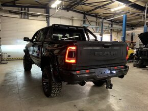 Dodge RAM 1500 LIMITED BLACK V8 HEMI 2024 - 19