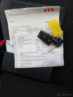 Toyota Aygo 1.0, 51 kW, klima - 19