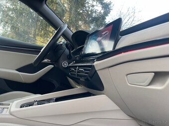 Škoda Octavia Combi 2.0TDi,110kw,DSG,17ALU - 19