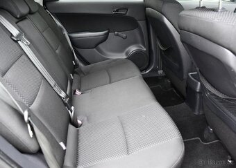 Hyundai i30 CW 1.4i 2xKOLA - 19