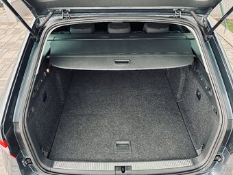 ŠKODA SUPERB COMBI III 2.0TDI 110KW DSG 2018 ACC - 19