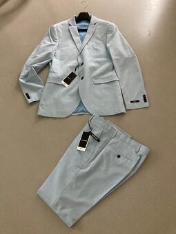 Pánský oblek zn. JACK JONES PREMIUM- NOVÝ PRODLOUŽ. DÉ - 19