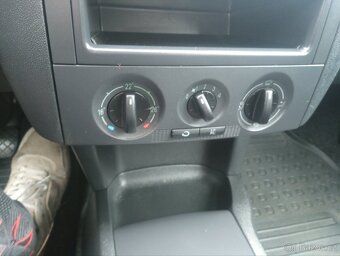Škoda fabia 1.2Htp , 47kW , najeto 43300km ,bez rezu - 19