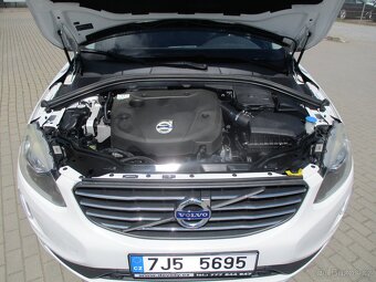 VOLVO XC60 2.0D4 133kw 2WD Aut8° GPS LED 12/2014 - 19