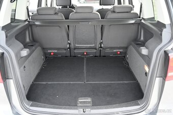 Volkswagen Touran 1.4TSI 103KW 7Míst Comf. 8/13 DPH - 19