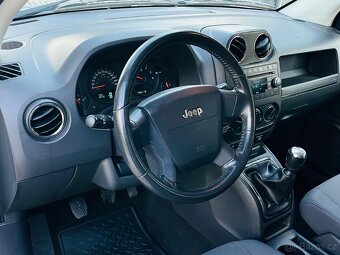Jeep Compass 2.0D 4x4 MANUÁL SENZORY VÝHŘEV TAŽNÉ - 19