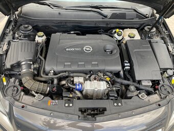 Opel Insignia 2.0 CDTI automat, 4x4, 2015, kůže, ALU R19 - 19