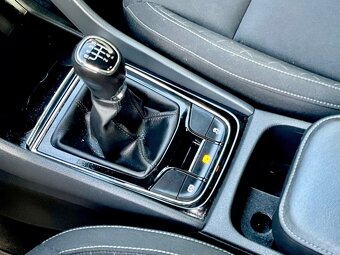 Škoda Karoq 1.0 TSi Ambition Plus - nová TK - tažné - výbava - 19
