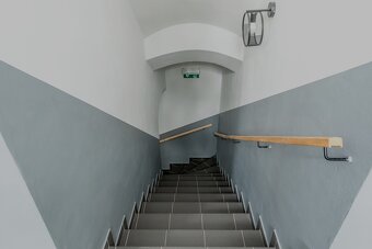 Nadstandardně zrekonstruovaný bytový dům - Lužické hory - 19