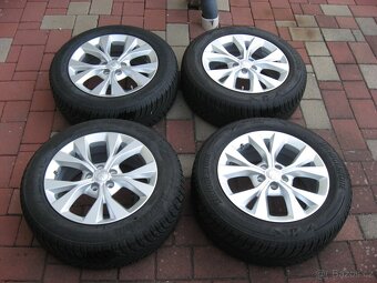 MG ZS 1.5i DVVT 106PS Essential - 19