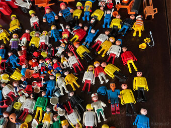 Playmobil - několik setů - velké množství - 19