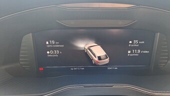 Superb Combi 2.0TSI, DSG, NAV, tažné, nez. topení - 19
