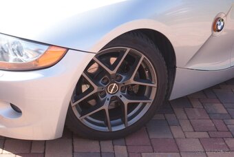 BMW Z4 3.0i E85 170kw - automat, xenony, dovoz DE, TOP STAV - 19