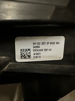 Cadillac Escalade světla - 19