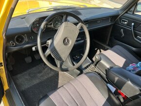 Mercedes Benz W 115 200D, A Mercedes W115 2,3 benzin - 19
