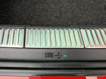 Škoda Superb 3 2.0 tdi 140kw Sportline - 19