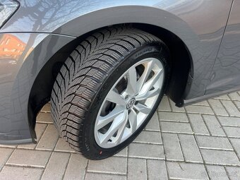 VW GOLF 7 1.6TDI 85KW /FULL-LED/APPLE-CAR/2.MAJITEL/ČR - 19