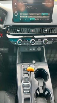 Honda Civic 2.0 e:hev elegance - 19