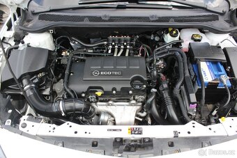 Opel Astra 1.4T, 103 kW, Tovární LPG - 19