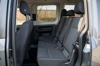 Volkswagen Caddy 2.0 TDI 150k DSG 7 miestny - 19