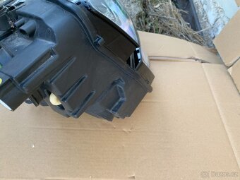 predni svetlo pravy prave led skoda karoq - 19