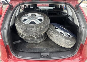 Hyundai i30 1,4 CVVT 1.MAJITEL ČR +ALU benzín manuál 80 kw - 19