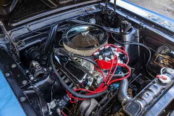 Ford Mustang Fastback - 19