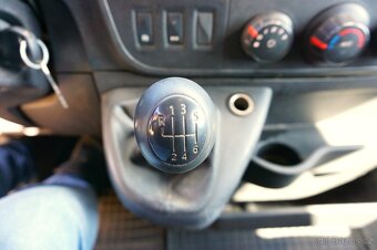 RENAULT MASTER 2,3 DCI 165 ENERGY 7 MÍST DPH - 19