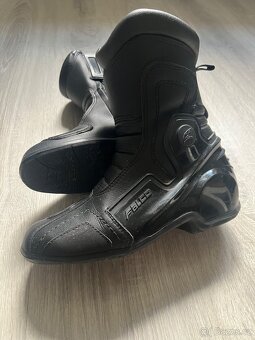 Bunda kalhoty boty rukavice a helma na moto dámské - 19