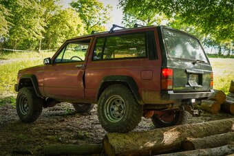 Jeep Cherokee XJ 4.0 Lift 2” - 19