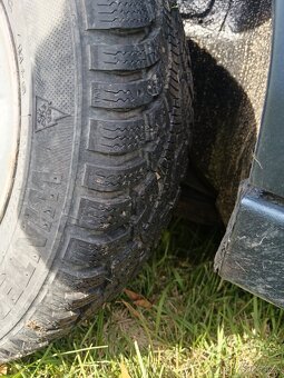 Favorit  r.v.1990 karbec pekny stav HP sporting - 19