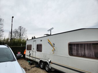 Unikátní prostorný karavan Kanus 750 s vysouvacím bokem - 19