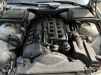 Náhradní díly-BMW E39 530i 170kW-titansilber - 19