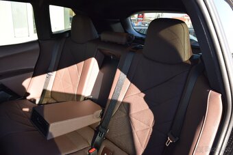 ►►BMW iX 0.0 xDrive40 FULL VÝBAVA ZÁRUKA◄◄ - 19