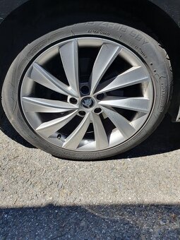 Škoda Superb III. 2.0TDI 110Kw MANUÁL R.v.2015 - 19