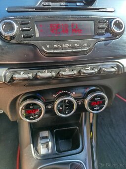 Alfa Romeo Giulietta 1.4 T 125 kw - 19