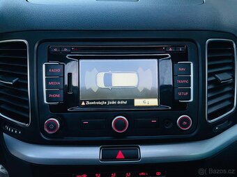 Volkswagen Sharan 2.0TDI 7MÍST 1.MAJITEL VÝHŘEV SERVISKA - 19