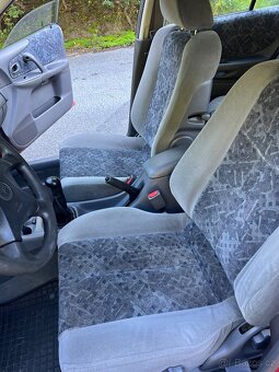 Mazda 323f bj 1.5 STK 7/26 - 19