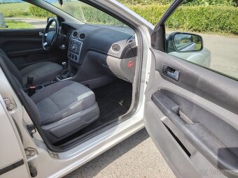 Prodám Ford Focus 1.6TDCI 66Kw r.v.2005 tažné zařízení - 19
