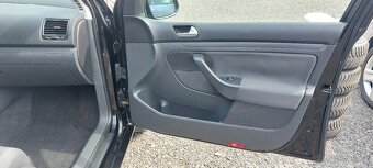Volkswagen Golf 5 benzin 1,4 - 19