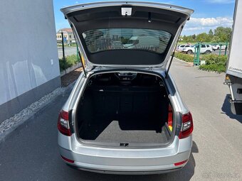Škoda Octavia 1.6 TDI STYLE paket RS - 19