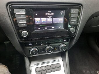 Škoda octavia kombi 2,0tdi 110kw r.v 2015 výbava - 19