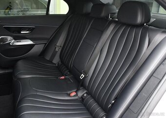 Mercedes-Benz Třídy E 300de 4M TAŽNÉ K360°ČR 1M - 19