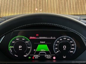 Audi e-tron Sportback S-line Quattro 55 300kW Panorama Tažné - 19