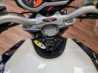 MV Agusta Brutale 1090RR - 19