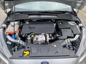 FORD FOCUS 1,5TDCi / NAVI / VÝHŘEV  / 2017 - 19